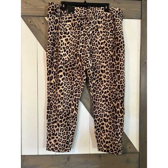 Torrid Dark Leopard Ponte Ankle Skinny Pants Size 20 NWT - Picture 4 of 6